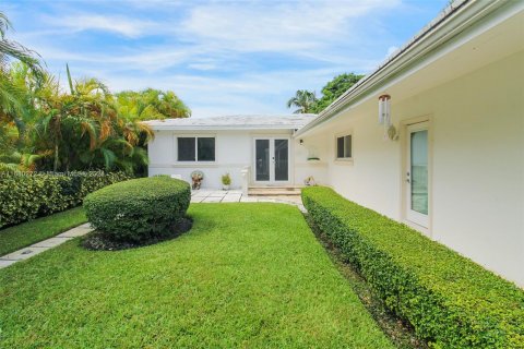 Casa en venta en Miami Beach, Florida, 4 dormitorios, 173.36 m2 № 1410708 - foto 27