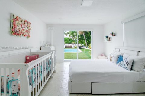 Casa en venta en Miami Beach, Florida, 4 dormitorios, 173.36 m2 № 1410708 - foto 11