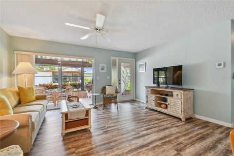 Copropriété à vendre à Palm Harbor, Floride: 2 chambres, 92.9 m2 № 1357958 - photo 10