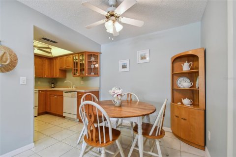 Copropriété à vendre à Palm Harbor, Floride: 2 chambres, 92.9 m2 № 1357958 - photo 12