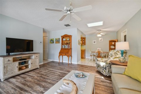 Copropriété à vendre à Palm Harbor, Floride: 2 chambres, 92.9 m2 № 1357958 - photo 11