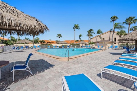 Condo in Saint Petersburg, Florida, 1 bedroom  № 1357956 - photo 20