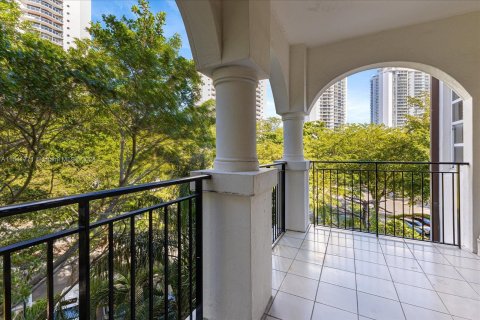 Condominio en venta en Aventura, Florida, 3 dormitorios, 169.08 m2 № 1037395 - foto 22