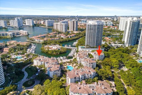 Condominio en venta en Aventura, Florida, 3 dormitorios, 169.08 m2 № 1037395 - foto 26