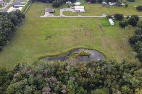 House in Lakeland, Florida 2 bedrooms, 166.11 sq.m. № 1390631 - photo 14