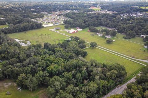 House in Lakeland, Florida 2 bedrooms, 166.11 sq.m. № 1390631 - photo 11