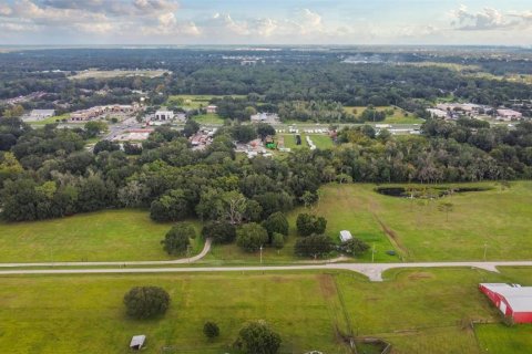 House in Lakeland, Florida 2 bedrooms, 166.11 sq.m. № 1390631 - photo 18