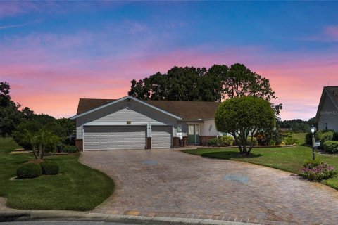 Villa ou maison à vendre à Leesburg, Floride: 3 chambres, 233.56 m2 № 1342934 - photo 1