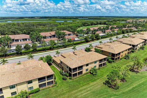 Condominio en venta en Bradenton, Florida, 3 dormitorios, 165.92 m2 № 1342903 - foto 5