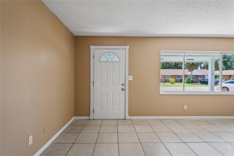 Casa en venta en New Port Richey, Florida, 3 dormitorios, 129.88 m2 № 1342933 - foto 3