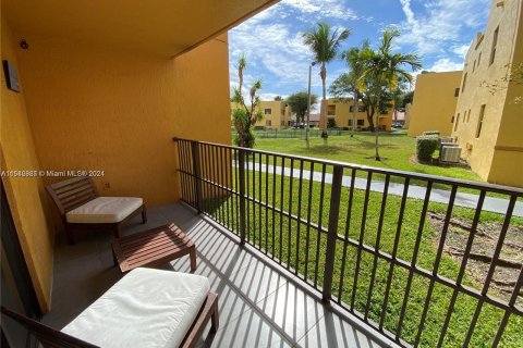 Condominio en venta en Sweetwater, Florida, 3 dormitorios, 94.3 m2 № 1044665 - foto 26