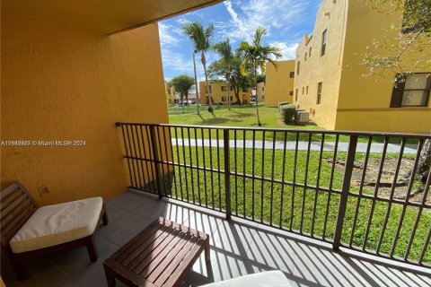 Condominio en venta en Sweetwater, Florida, 3 dormitorios, 94.3 m2 № 1044665 - foto 21