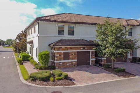 Townhouse in Davenport, Florida 4 bedrooms, 208.66 sq.m. № 1323263 - photo 16