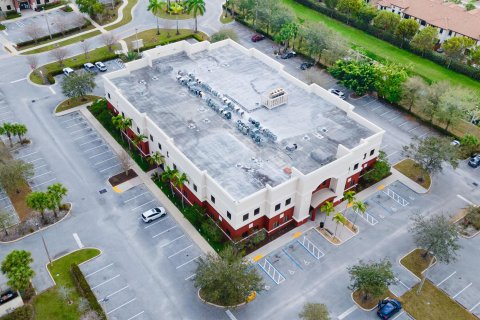Commercial property in Wellington, Florida № 1060073 - photo 3