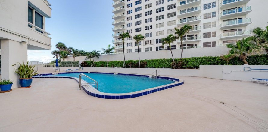 Condo in Fort Lauderdale, Florida, 2 bedrooms  № 1057879