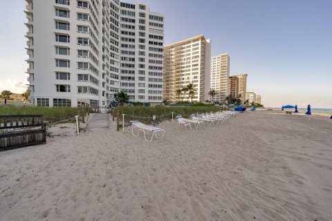 Condo in Fort Lauderdale, Florida, 2 bedrooms  № 1057879 - photo 7