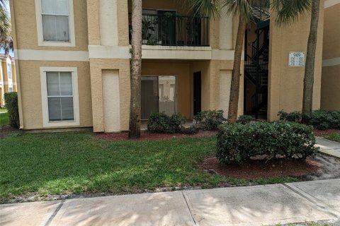 Condo in Coral Springs, Florida, 1 bedroom  № 1057921 - photo 2