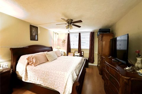 Copropriété à vendre à Lauderdale Lakes, Floride: 1 chambre, 69.49 m2 № 1268905 - photo 10