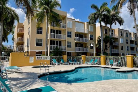 Condominio en venta en Dania Beach, Florida, 2 dormitorios, 94.76 m2 № 1077323 - foto 14