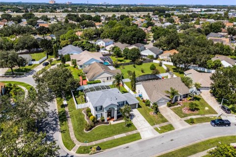 Villa ou maison à vendre à Orlando, Floride: 4 chambres, 179.49 m2 № 1387220 - photo 5