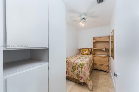 Casa en venta en Miami Beach, Florida, 5 dormitorios, 431.53 m2 № 1237126 - foto 12