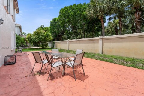 Casa en venta en Miramar, Florida, 5 dormitorios, 257.43 m2 № 1240775 - foto 9