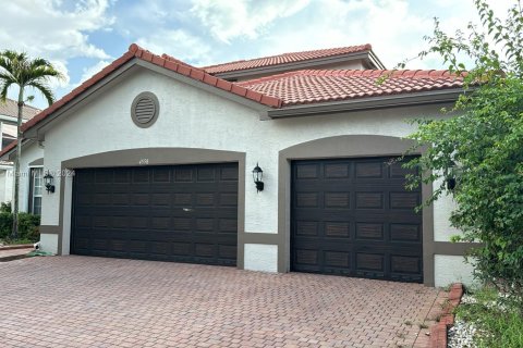 Casa en venta en Miramar, Florida, 5 dormitorios, 257.43 m2 № 1240775 - foto 5