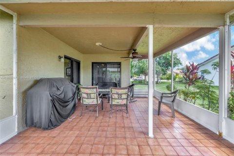 Casa en venta en Tamarac, Florida, 3 dormitorios, 162.11 m2 № 1377298 - foto 25