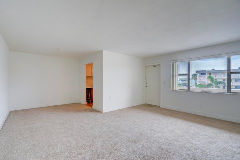 Condo in North Palm Beach, Florida, 2 bedrooms  № 1073884 - photo 20