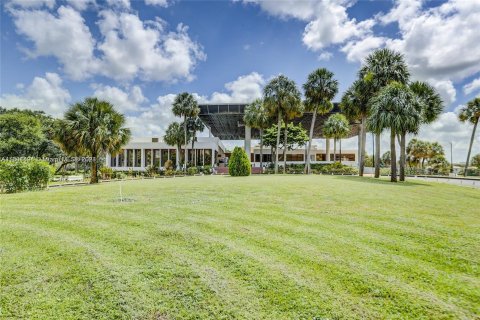 Copropriété à vendre à Lauderhill, Floride: 2 chambres, 102.19 m2 № 1221831 - photo 15