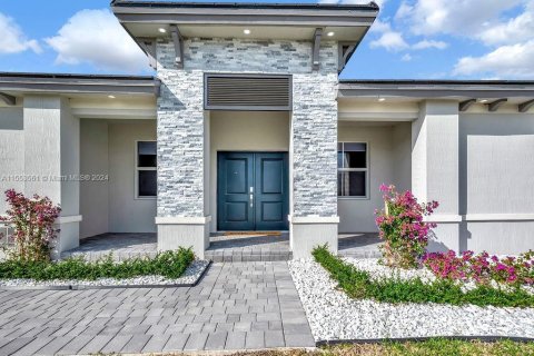 Casa en venta en Homestead, Florida, 4 dormitorios, 246.56 m2 № 1073463 - foto 2
