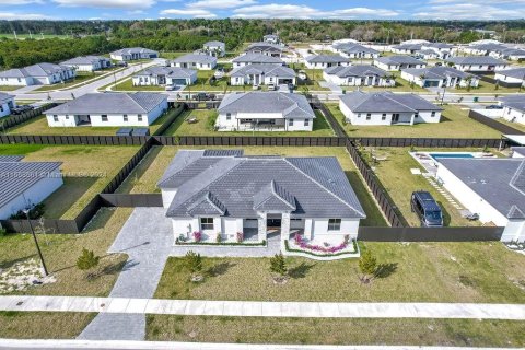 Villa ou maison à vendre à Homestead, Floride: 4 chambres, 246.56 m2 № 1073463 - photo 5