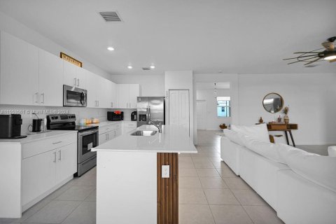 Casa en venta en Homestead, Florida, 4 dormitorios, 246.56 m2 № 1073463 - foto 26