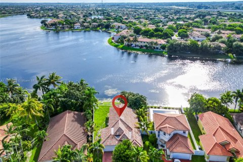 Villa ou maison à vendre à Miramar, Floride: 3 chambres, 143.26 m2 № 1075359 - photo 4