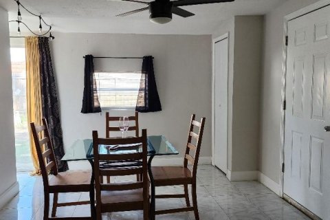 House in Holiday, Florida 3 bedrooms, 96.8 sq.m. № 1263788 - photo 24