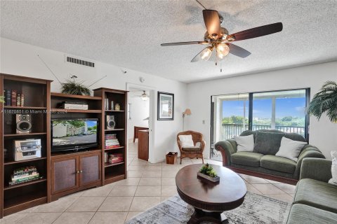 Condominio en venta en Pompano Beach, Florida, 2 dormitorios, 113.53 m2 № 1389987 - foto 16