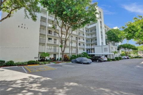 Condominio en venta en Pompano Beach, Florida, 2 dormitorios, 113.53 m2 № 1389987 - foto 1