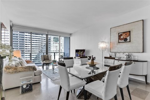 Condo in Miami, Florida, 1 bedroom  № 1395029 - photo 7