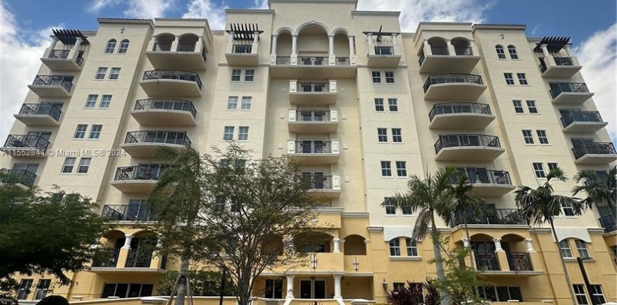 Condominio en Coral Gables, Florida, 3 dormitorios  № 1075393