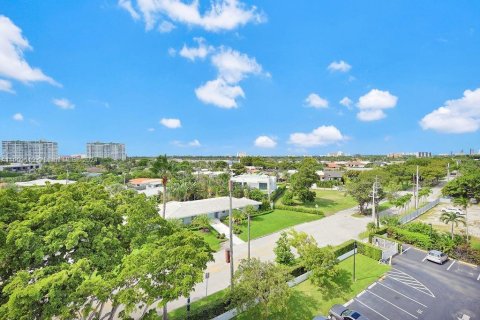 Condo in North Miami, Florida, 2 bedrooms  № 1387889 - photo 28