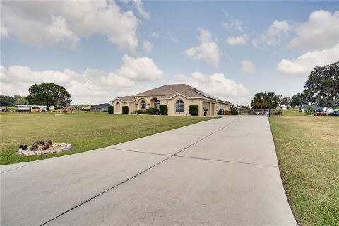 Villa ou maison à vendre à Ocala, Floride: 4 chambres, 250.84 m2 № 1429240 - photo 11