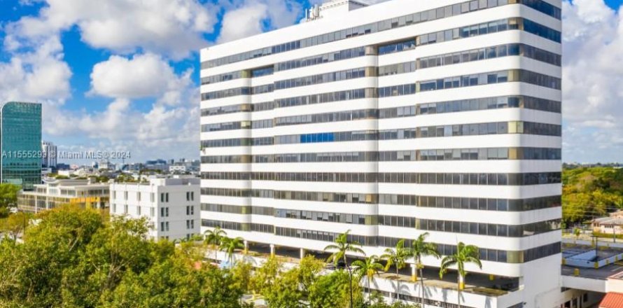 Immobilier commercial à Miami, Floride № 1076407