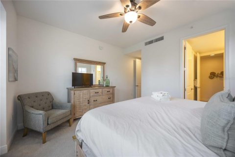 Condo in Bradenton, Florida, 2 bedrooms  № 1374506 - photo 24