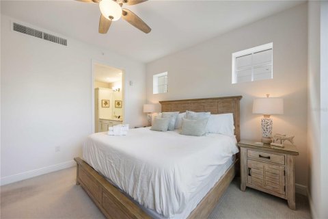 Condo in Bradenton, Florida, 2 bedrooms  № 1374506 - photo 23