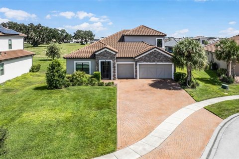 Villa ou maison à vendre à Kissimmee, Floride: 5 chambres, 309.18 m2 № 1354264 - photo 17