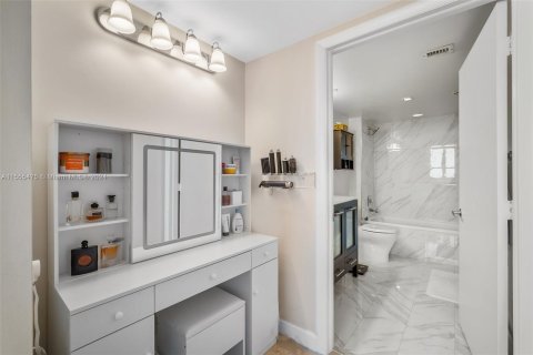 Copropriété à vendre à Miami Beach, Floride: 2 chambres, 100.15 m2 № 1078463 - photo 14