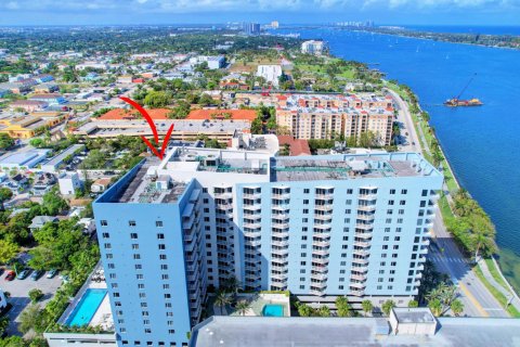 Condominio en venta en West Palm Beach, Florida, 2 dormitorios, 109.16 m2 № 1049796 - foto 24