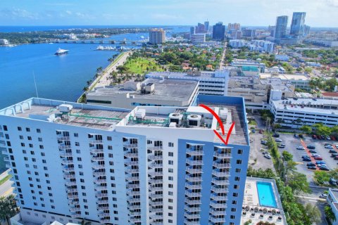 Condominio en venta en West Palm Beach, Florida, 2 dormitorios, 109.16 m2 № 1049796 - foto 19