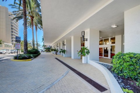 Condo in West Palm Beach, Florida, 2 bedrooms  № 1049796 - photo 6