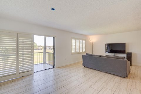 Condo in Plantation, Florida, 2 bedrooms  № 1224936 - photo 13